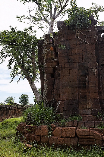 41-Prasat Khorn Buri-012